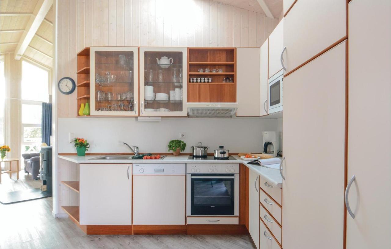 Strandblick 3 - Dorf 1 M Ferienhaus Lübeck